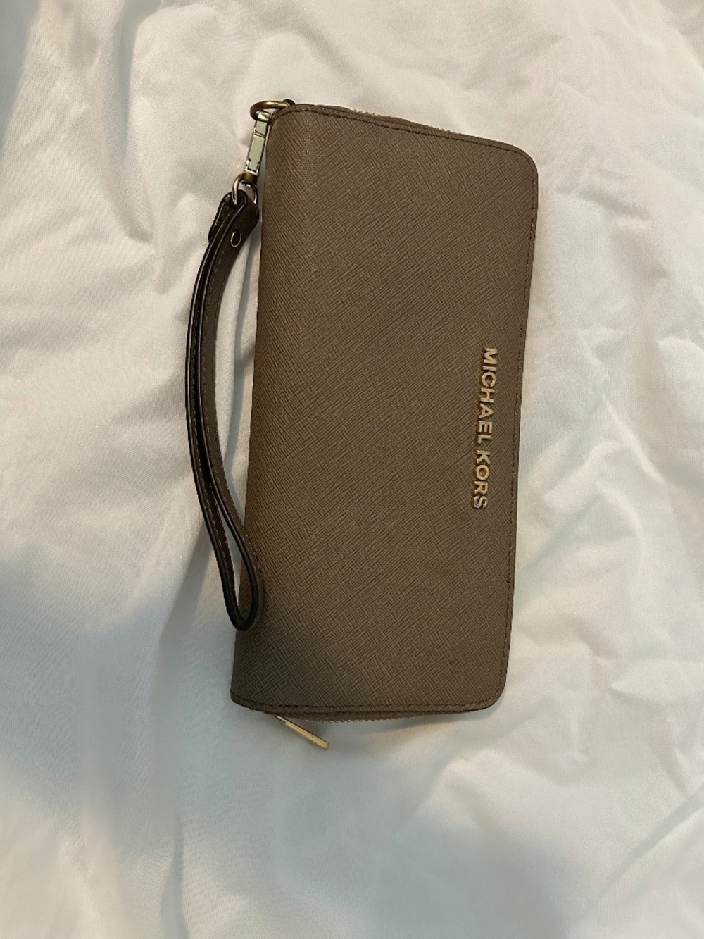 Michael Kors lg wallet